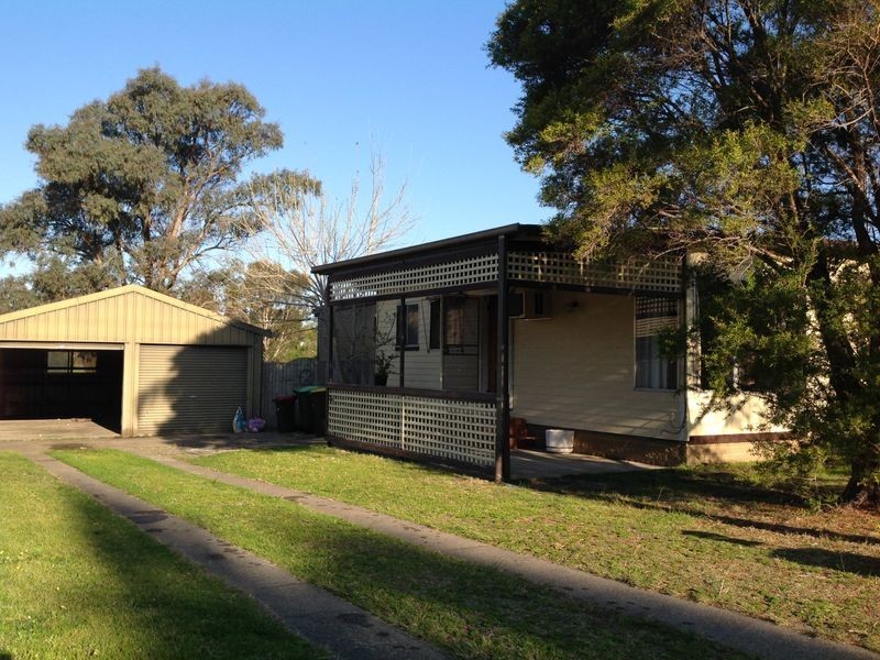 60 Thomas St, Moruya NSW 2537