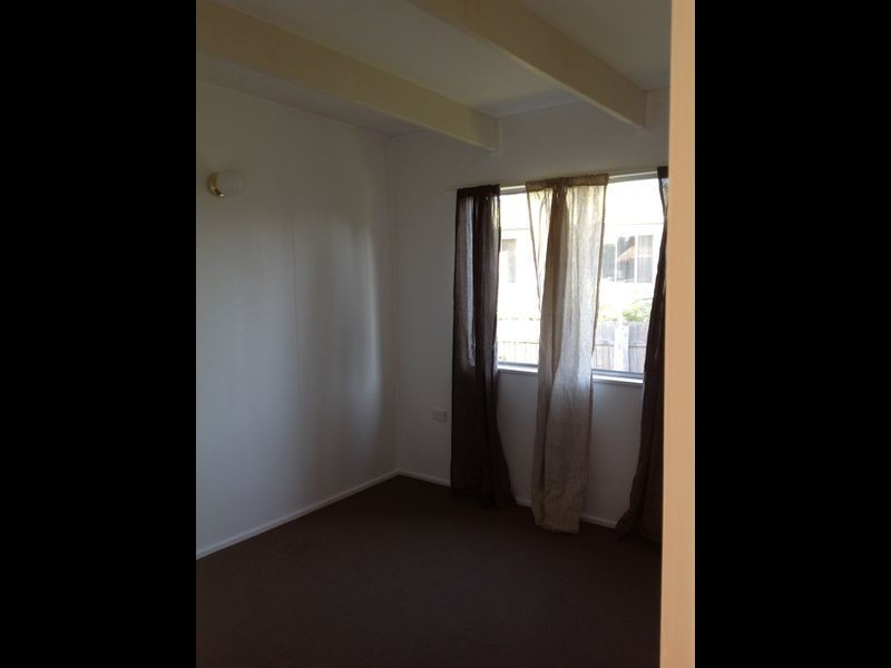 60 Thomas St, Moruya NSW 2537