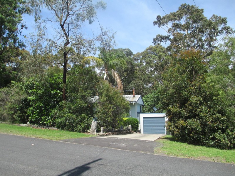 12 Headland Grove, Moruya Heads NSW 2537