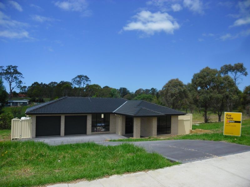 24 Patterson Close, Moruya NSW 2537