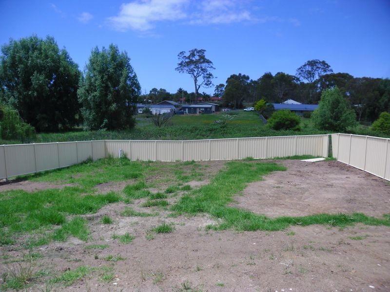 24 Patterson Close, Moruya NSW 2537