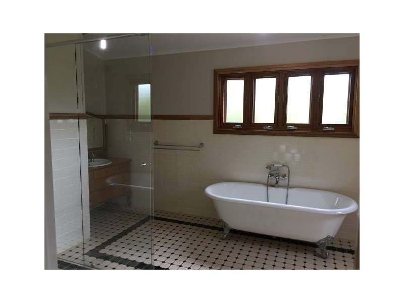 30 Moruya Street, Moruya NSW 2537