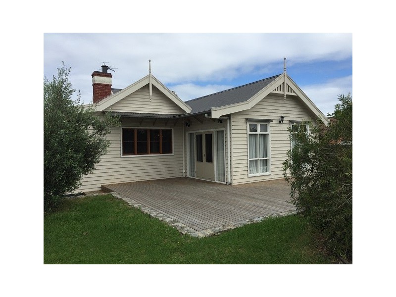 30 Moruya Street, Moruya NSW 2537