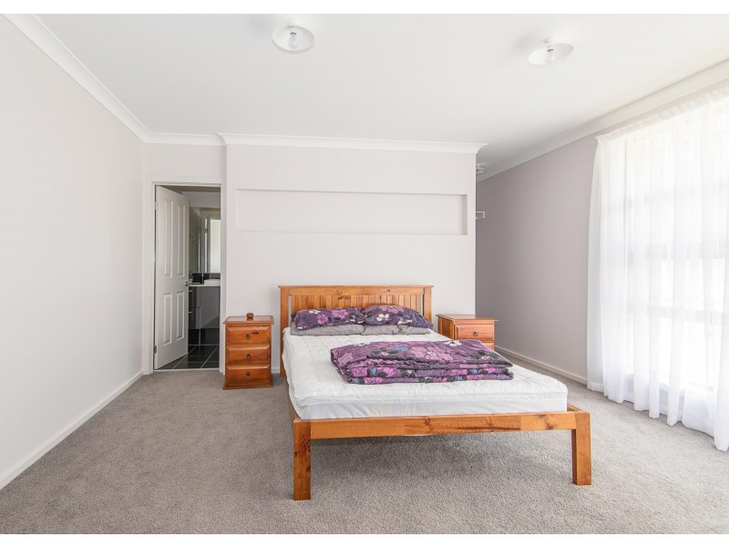1 Headland Grove, Moruya Heads NSW 2537