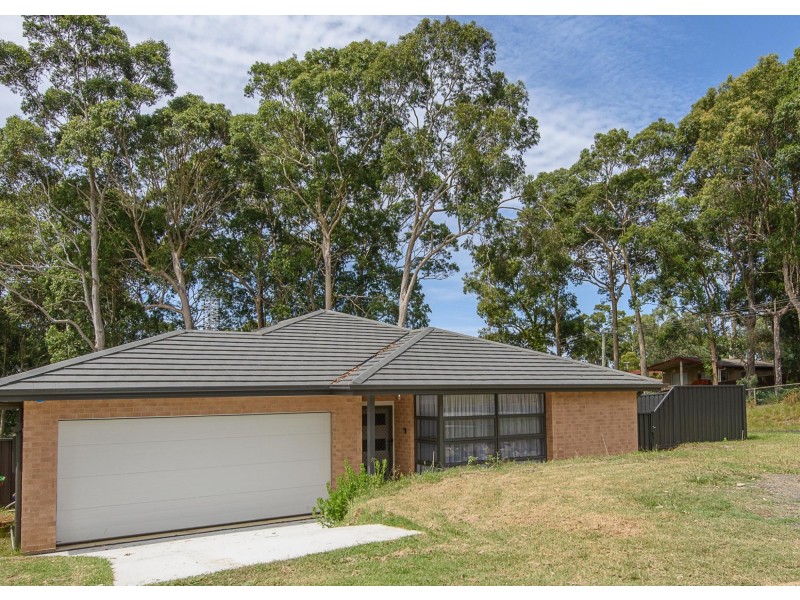 1 Headland Grove, Moruya Heads NSW 2537