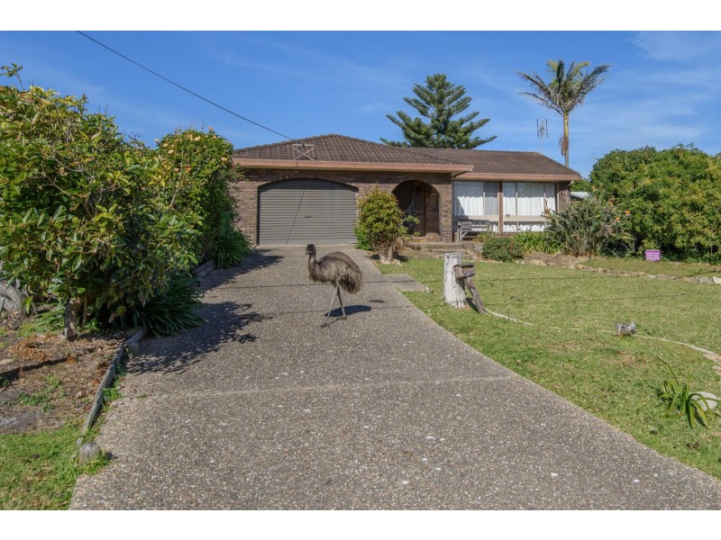 9 Long Point Street, Potato Point NSW 2545