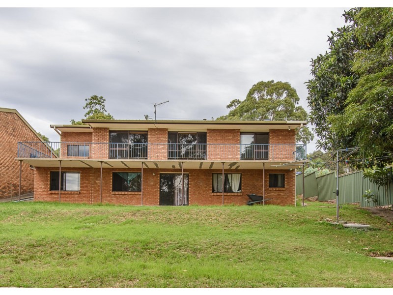14 Dell Parade, Moruya Heads NSW 2537