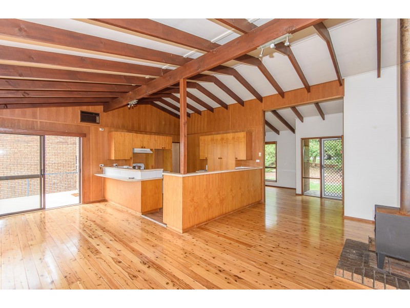 14 Dell Parade, Moruya Heads NSW 2537