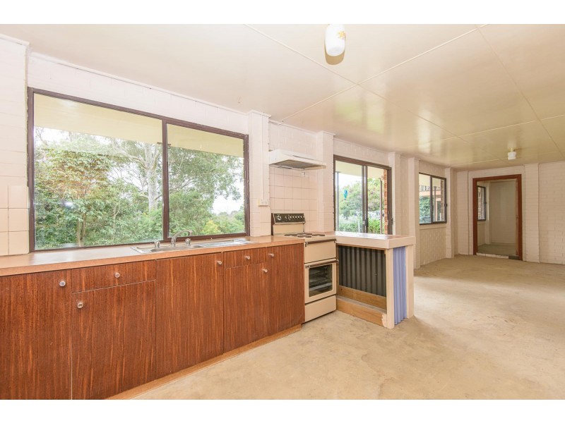 14 Dell Parade, Moruya Heads NSW 2537