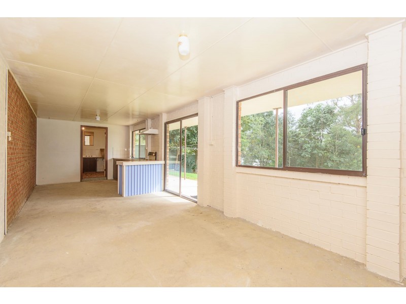 14 Dell Parade, Moruya Heads NSW 2537