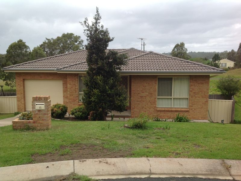 15 Panorama Pde, Moruya NSW 2537