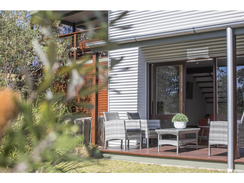 20 Point Parade, Congo NSW 2537