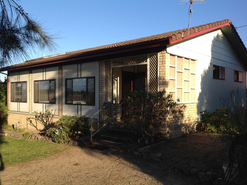 28 Hawdon St, Moruya NSW 2537