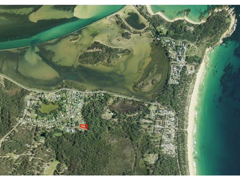 13 Renee Crescent, Moruya Heads NSW 2537