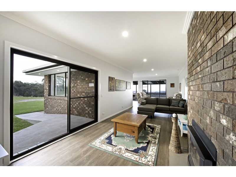 198 Wagonga Scenic Drive, Narooma NSW 2546