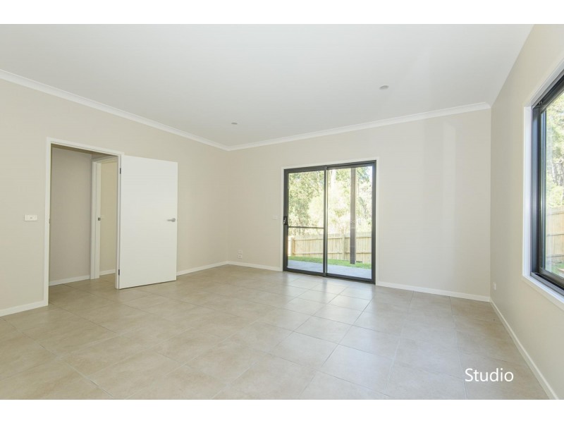 5 Dell Parade, Moruya Heads NSW 2537