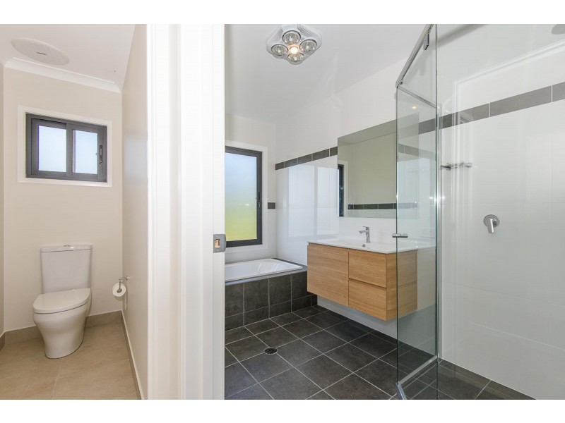 5 Dell Parade, Moruya Heads NSW 2537