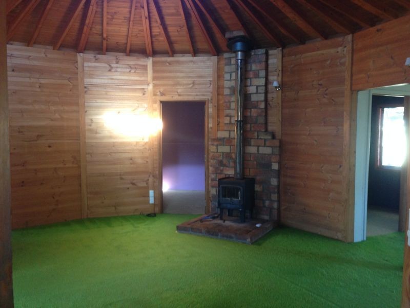 2 Sutcliffe St, Bodalla NSW 2545