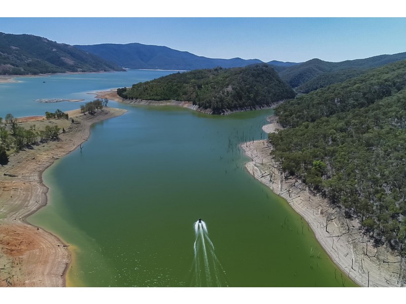 Wade Island, Wee Jasper NSW 2582