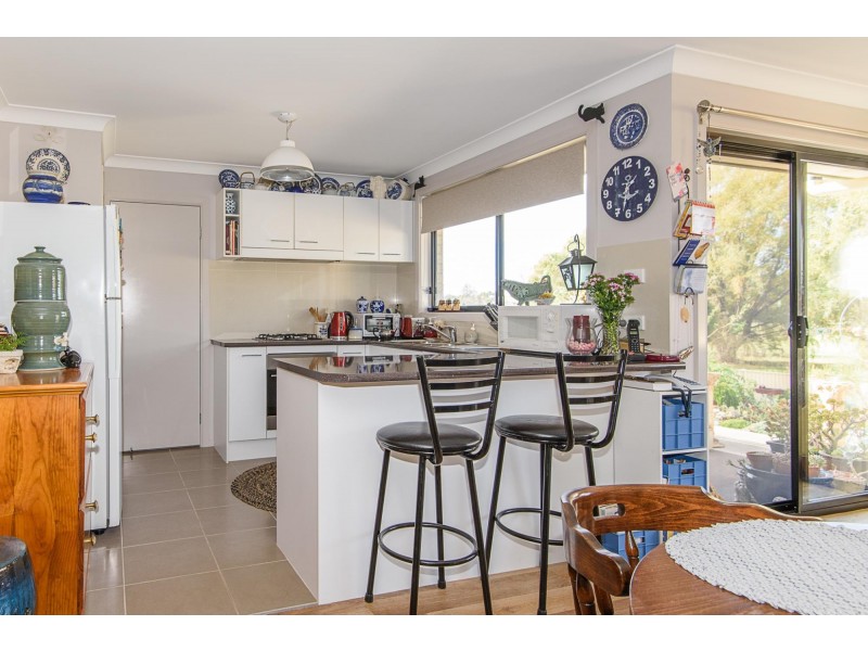 7 Patterson Close, Moruya NSW 2537