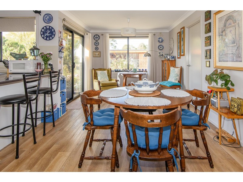 7 Patterson Close, Moruya NSW 2537