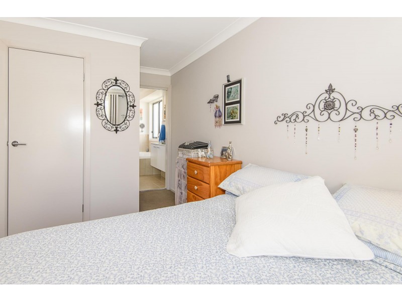 7 Patterson Close, Moruya NSW 2537