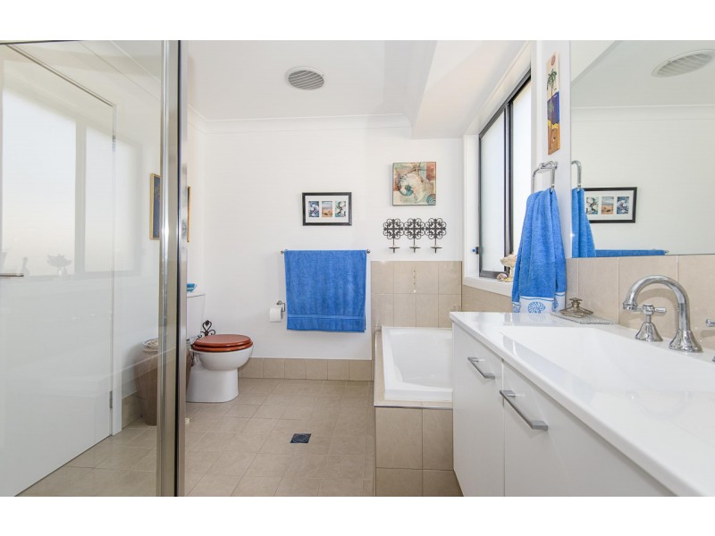 7 Patterson Close, Moruya NSW 2537