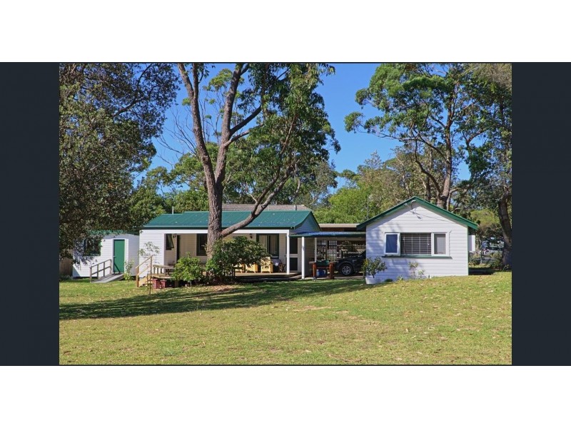 8-10 Candlagan Drive, Broulee NSW 2537