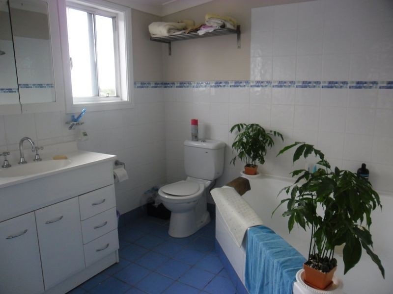 2 Queen Street, Moruya NSW 2537