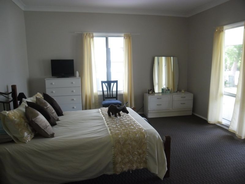 2 Queen Street, Moruya NSW 2537