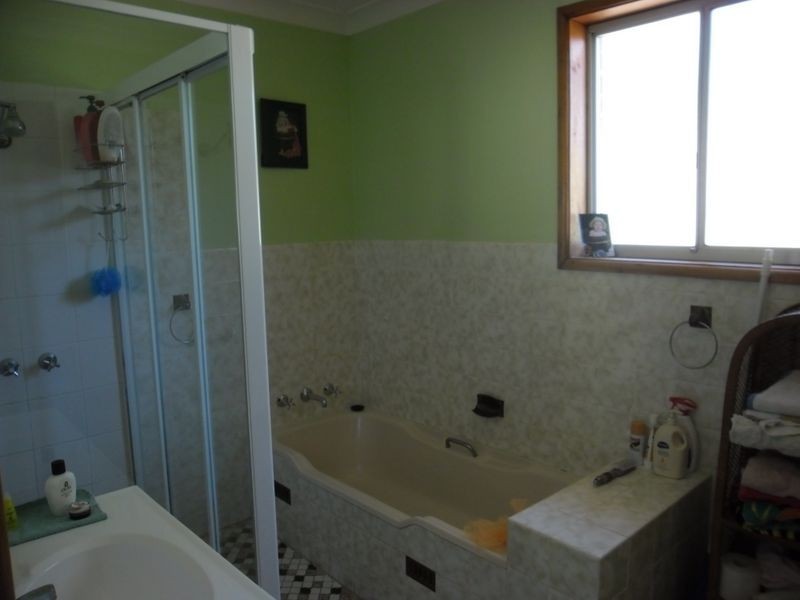 7 Gundary St, Moruya NSW 2537