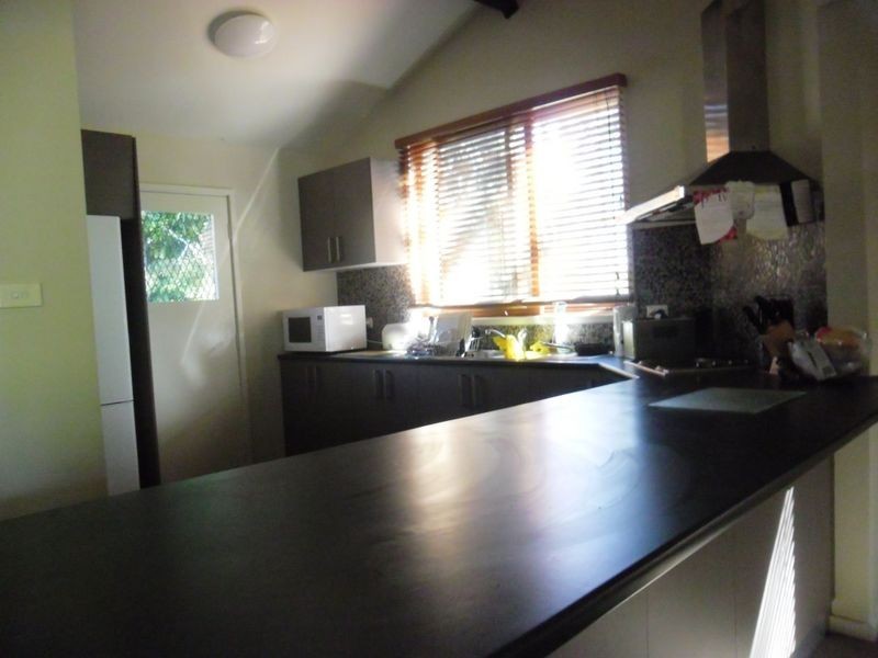 8 Headland Grove, Moruya Heads NSW 2537