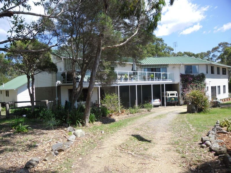 11 Alcheringa Lane, Bingie NSW 2537