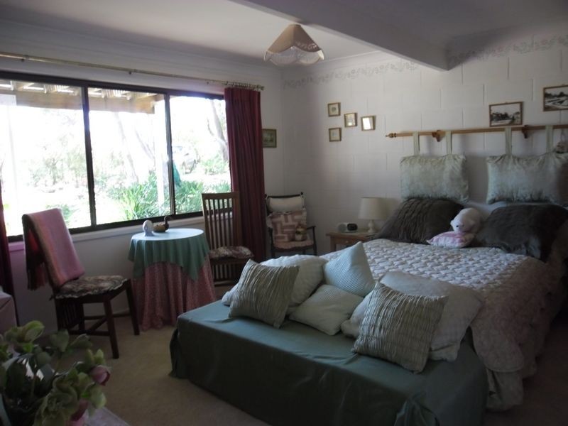 11 Alcheringa Lane, Bingie NSW 2537