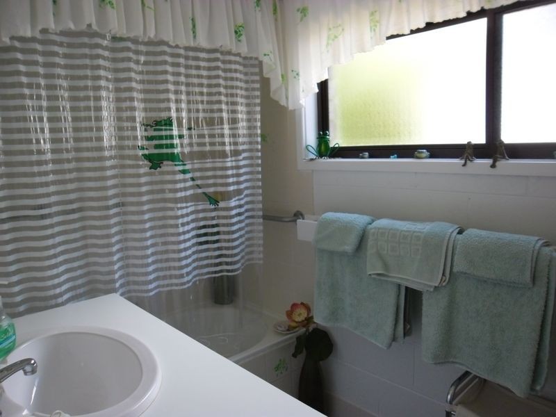 11 Alcheringa Lane, Bingie NSW 2537