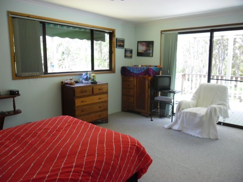 11 Alcheringa Lane, Bingie NSW 2537