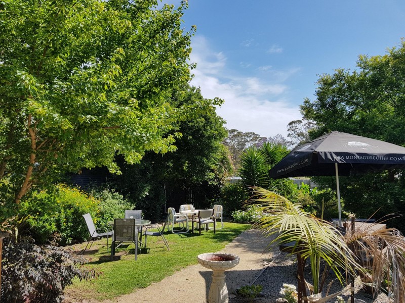 160 Princes Highway (Blue Earth Cafe), Bodalla NSW 2545