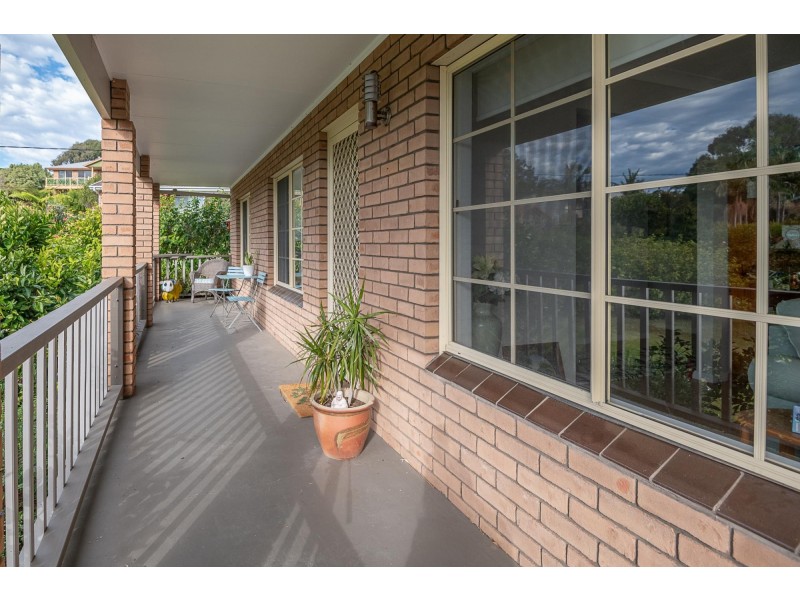 9 Jennifer Place, Moruya NSW 2537