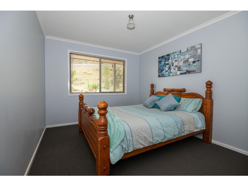 31 Oakwood Way, Catalina NSW 2536