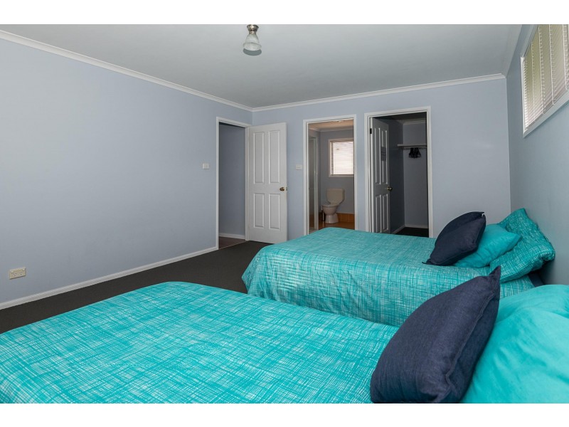 31 Oakwood Way, Catalina NSW 2536