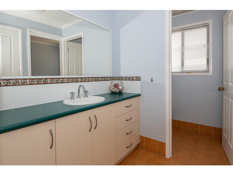 31 Oakwood Way, Catalina NSW 2536