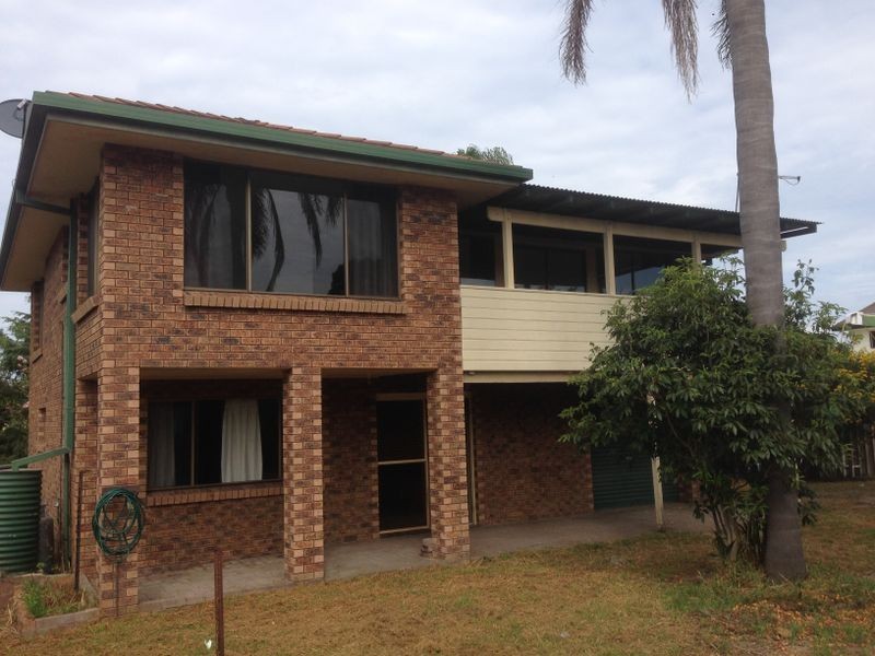2 Shore St, Moruya NSW 2537