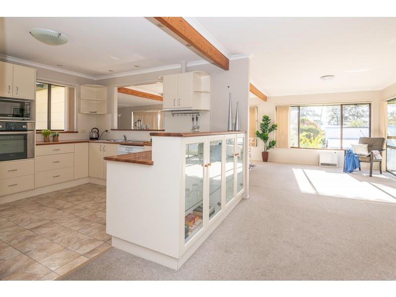 694 Congo Road, Congo NSW 2537