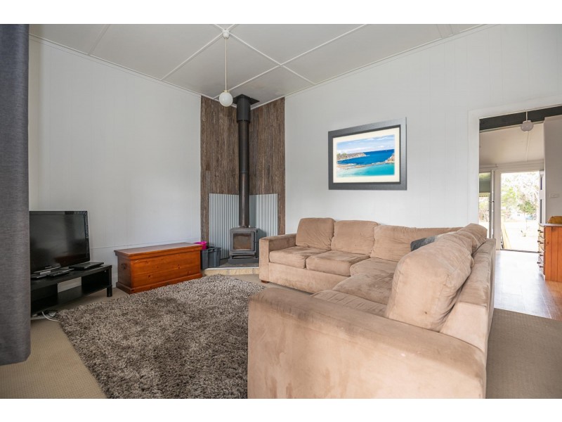 13 Queen Street, Moruya NSW 2537