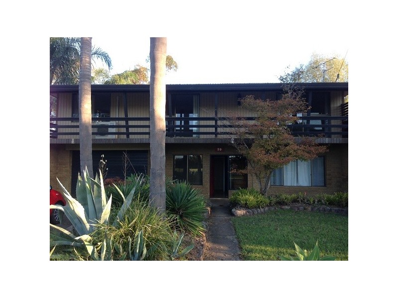 39 Campbell St, Moruya NSW 2537