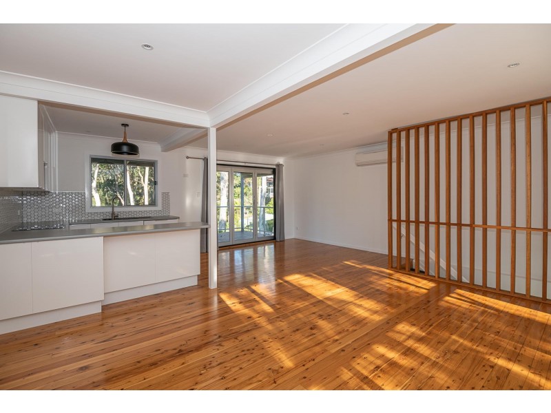 3 Grove Place, Moruya Heads NSW 2537