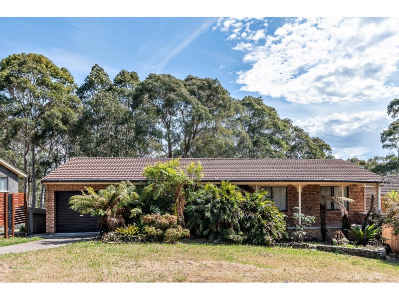 4a Headland Grove, Moruya Heads NSW 2537