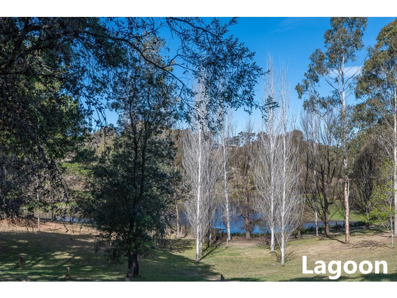 6 Cutharich Place, Moruya NSW 2537