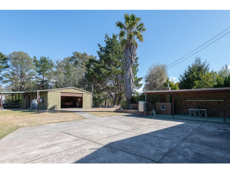 6 Cutharich Place, Moruya NSW 2537