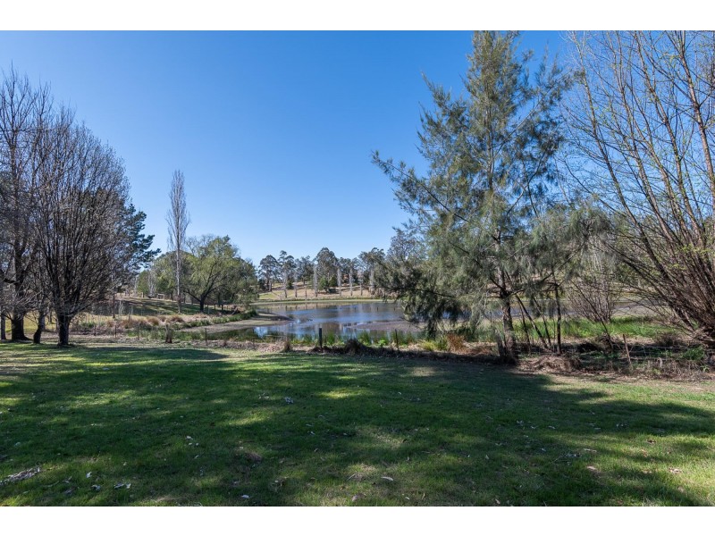 6 Cutharich Place, Moruya NSW 2537